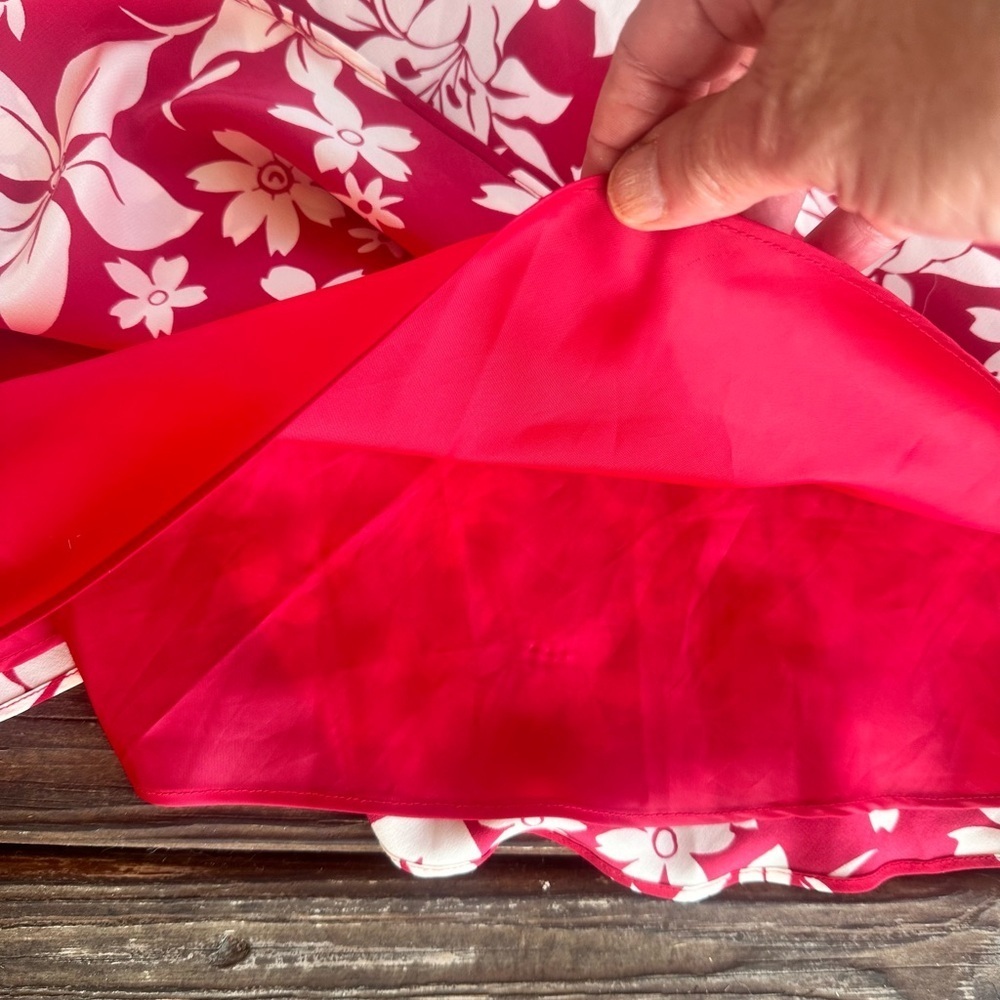 Chadwick's red/white floral short sleeve dress size 8 - Picture 11 of 12